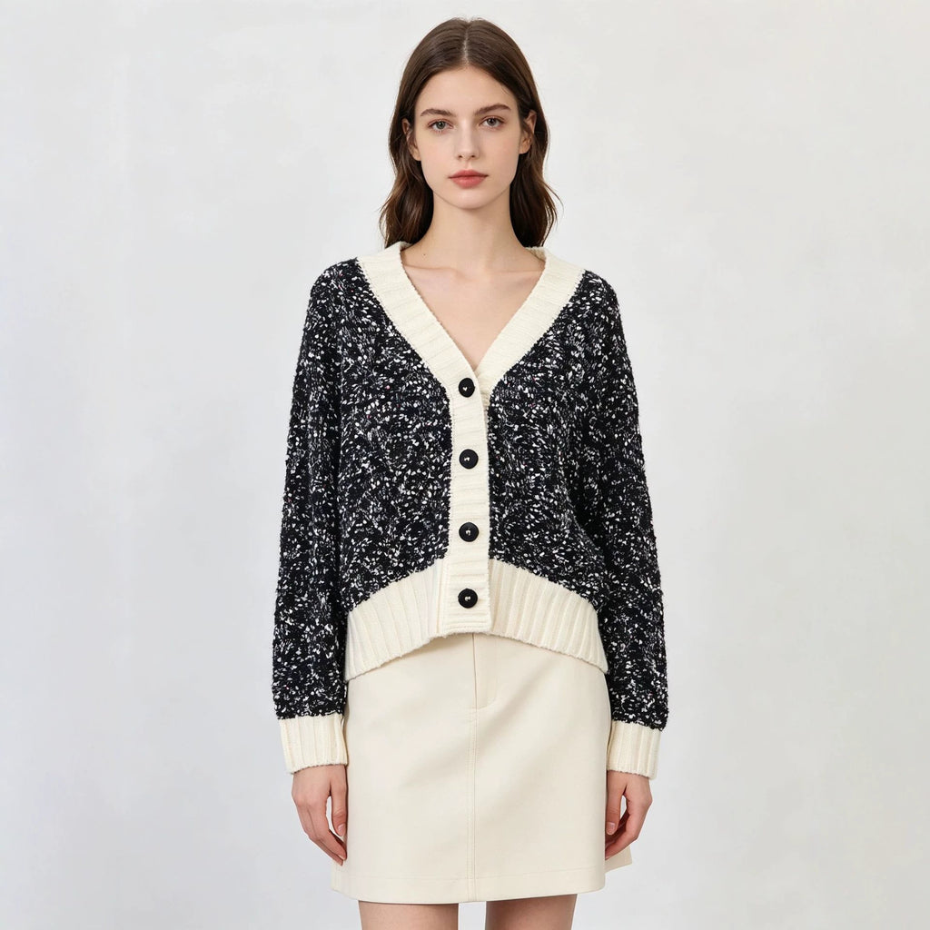 Loose V-neck sweater for women